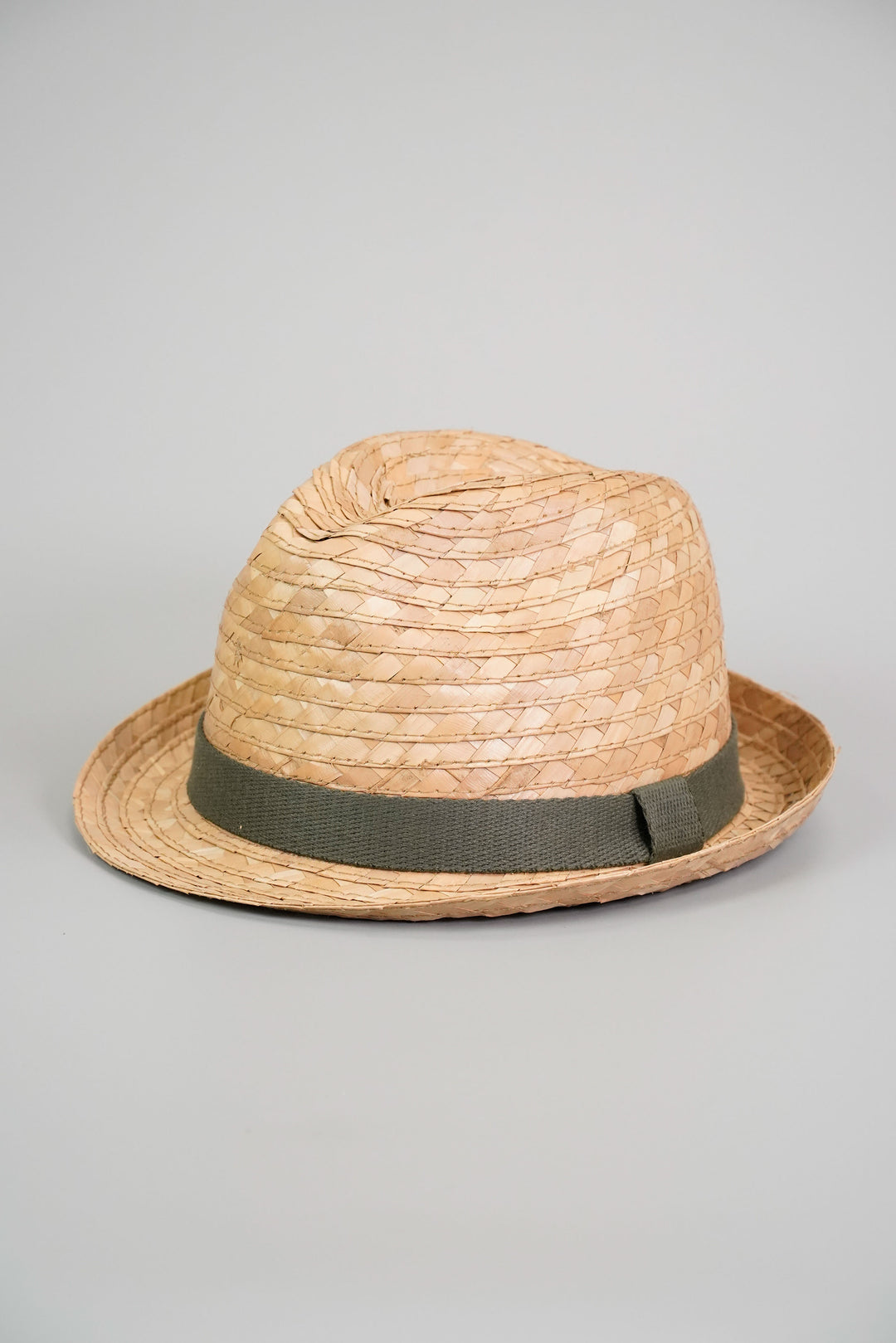 Hat with online